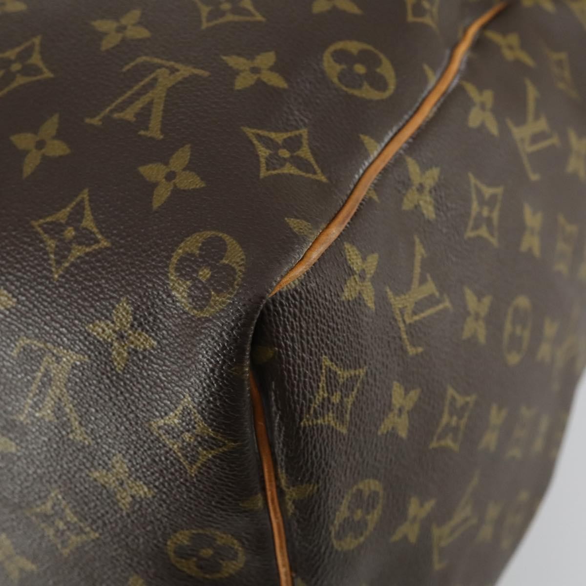 Louis Vuitton Keepall Bag Monogram Canvas Brown Canvas Travel Bag Bag (Pre-Owned)
