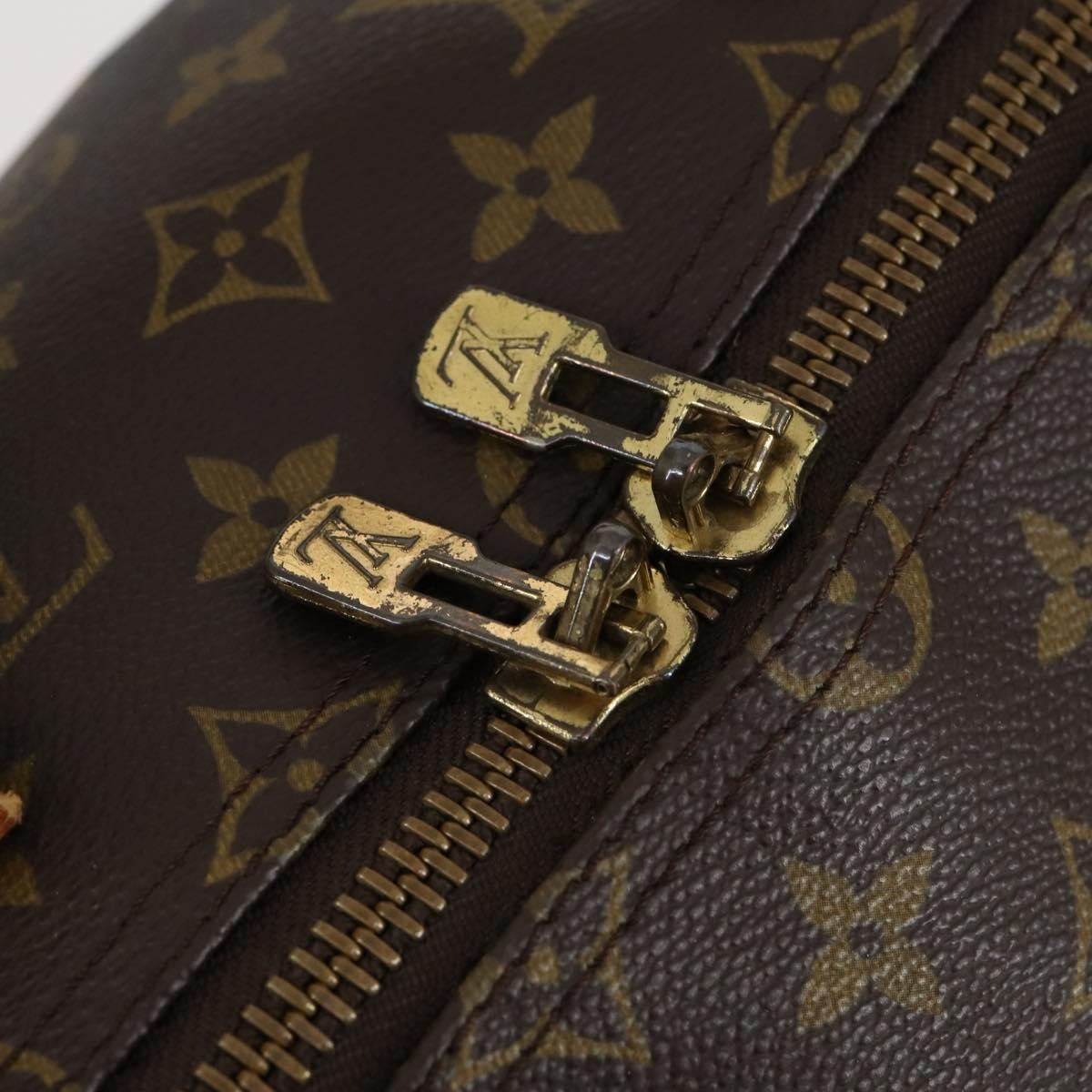 Louis Vuitton Keepall Bag Monogram Canvas Brown Canvas Travel Bag Bag (Pre-Owned)
