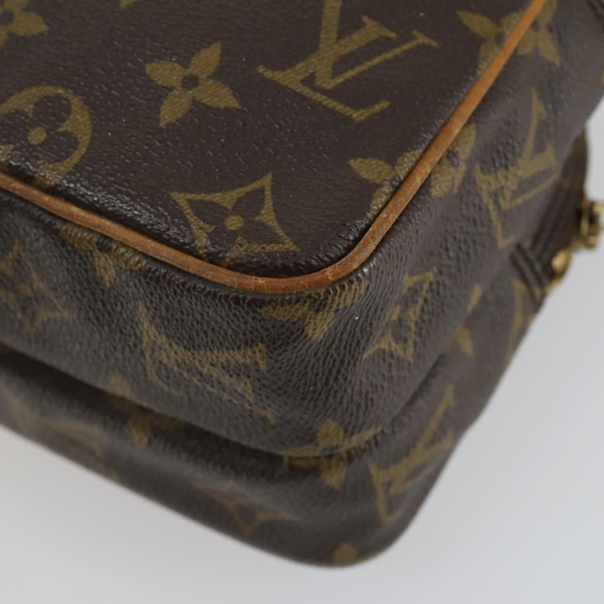 Louis Vuitton Amazone Bag Monogram Canvas Brown Canvas Shoulder Bag Bag (Pre-Owned)
