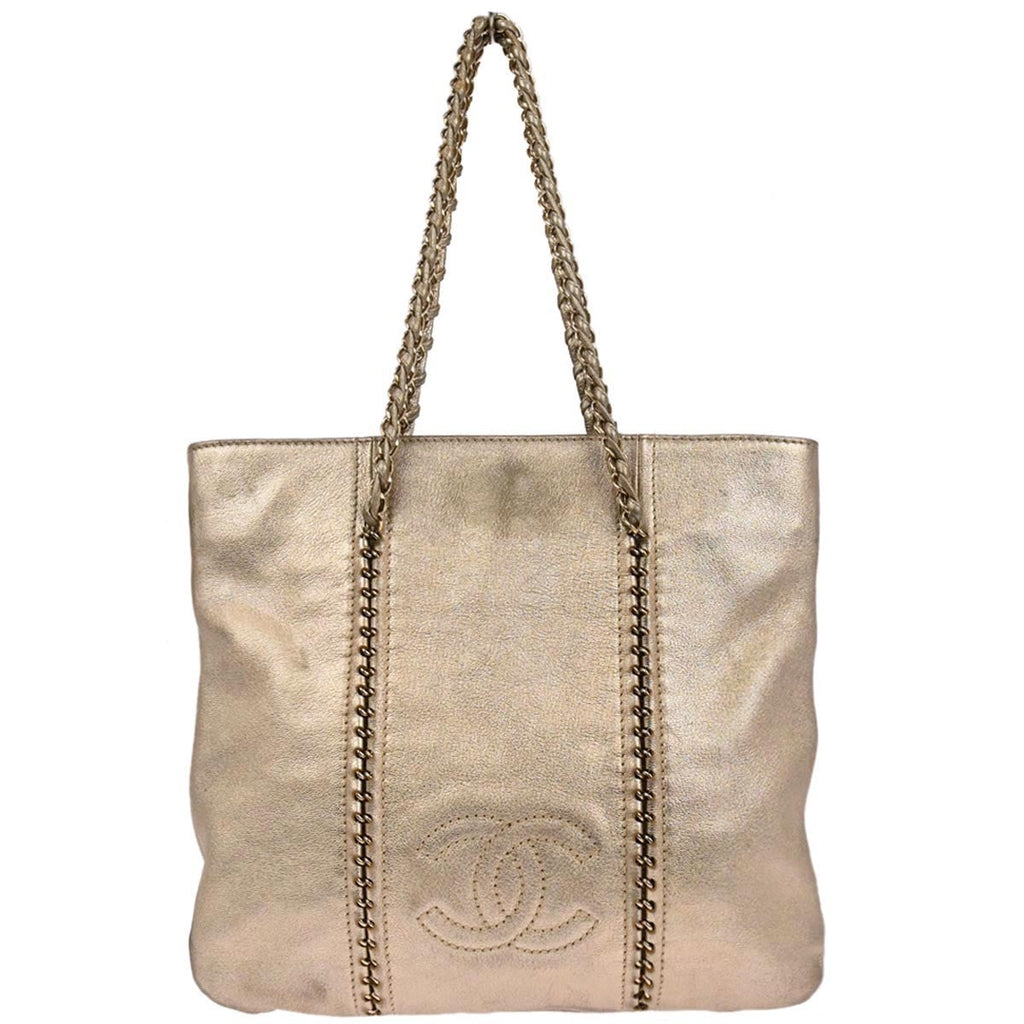 Chanel Luxe Ligne Zipped Tote Leather Gold Leather Tote Bag Bag (Pre-Owned)