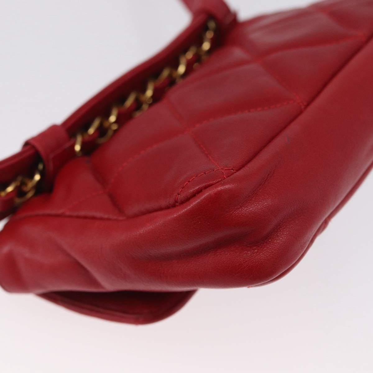 Chanel Vintage Cc Flap Waist Bag Quilted Lambskin Red Leather Clutche & Pouche Bag (Pre-Owned)