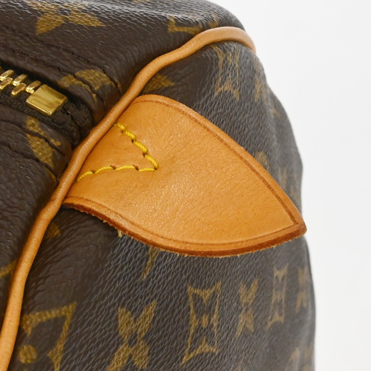 Louis Vuitton Keepall Bag Monogram Canvas Brown Canvas Travel Bag Bag (Pre-Owned)