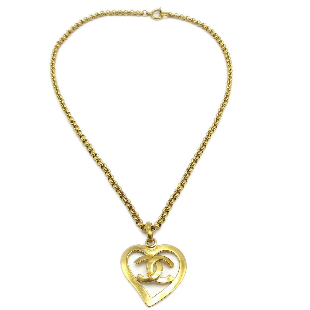 Chanel Cc Heart Pendant Necklace Metal Gold Gold_Plated Necklace Jewelry (Pre-Owned)