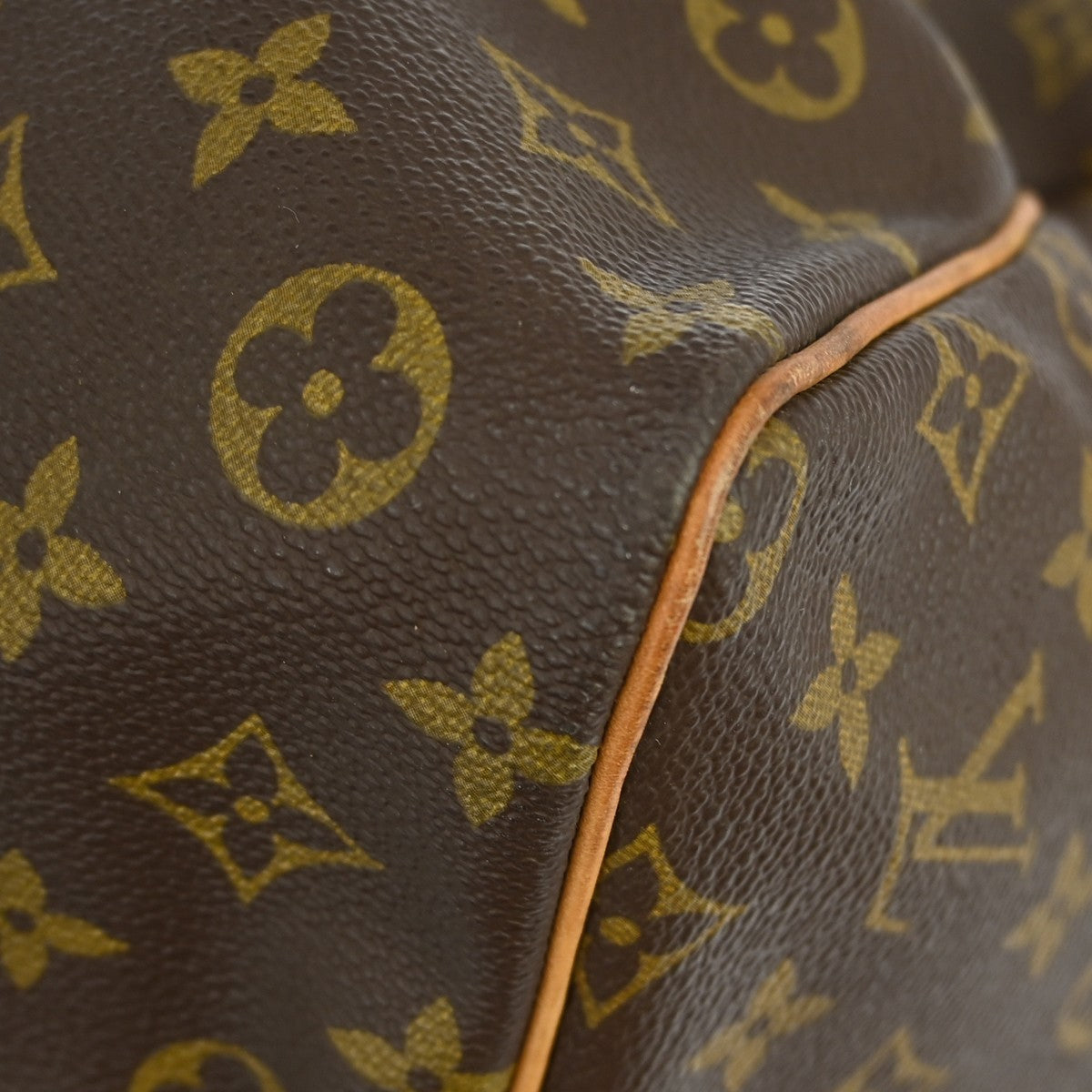 Louis Vuitton Keepall Bag Monogram Canvas Brown Canvas Travel Bag Bag (Pre-Owned)