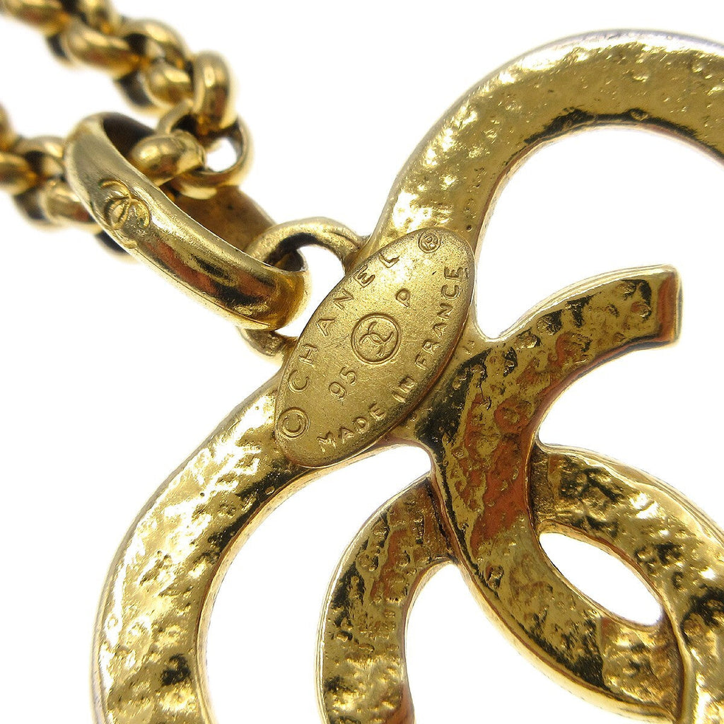 Chanel Cc Heart Pendant Necklace Metal Gold Gold_Plated Necklace Jewelry (Pre-Owned)