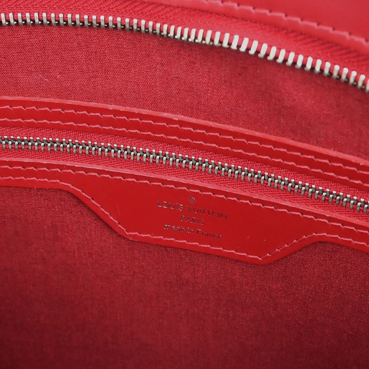 Louis Vuitton Brea Handbag Epi Leather Red Leather Tote Bag Bag (Pre-Owned)
