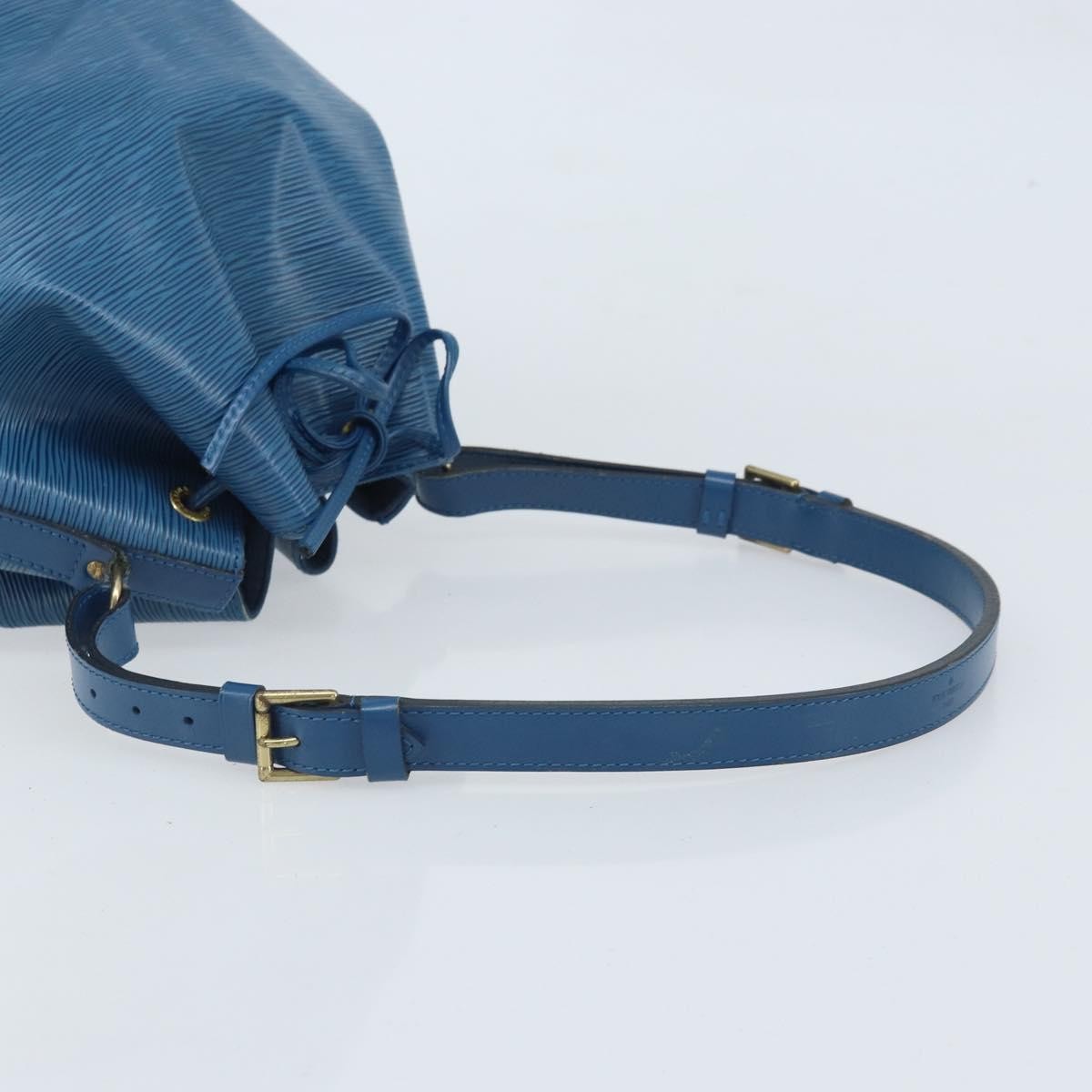 Louis Vuitton Petit Noe Handbag Epi Leather Blue Leather Shoulder Bag Bag (Pre-Owned)
