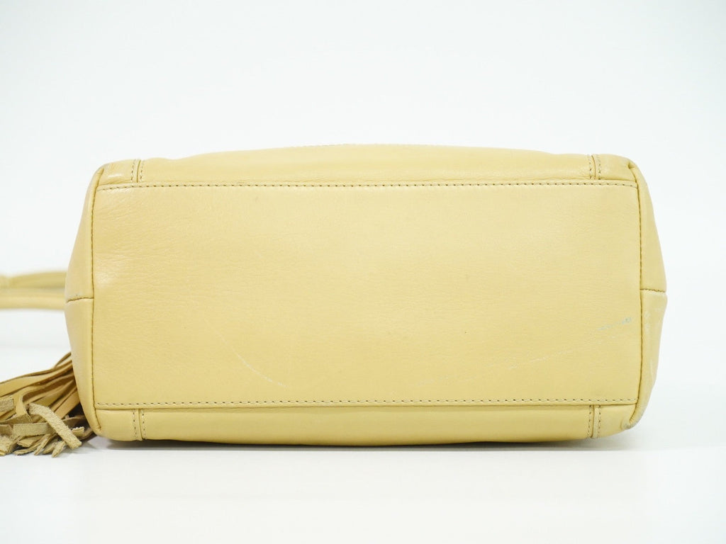 Chanel Vintage Cc Tassel Shoulder Bag Lambskin Beige Leather Shoulder Bag Bag (Pre-Owned)