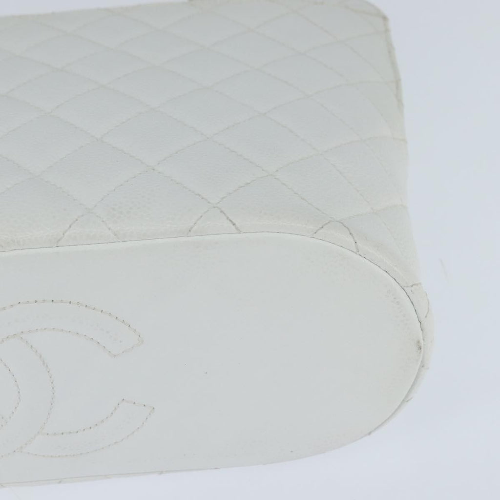 Chanel Vintage Cc Zip Around Bowler Bag Quilted Caviar White Leather Tote Bag Bag (Pre-Owned)