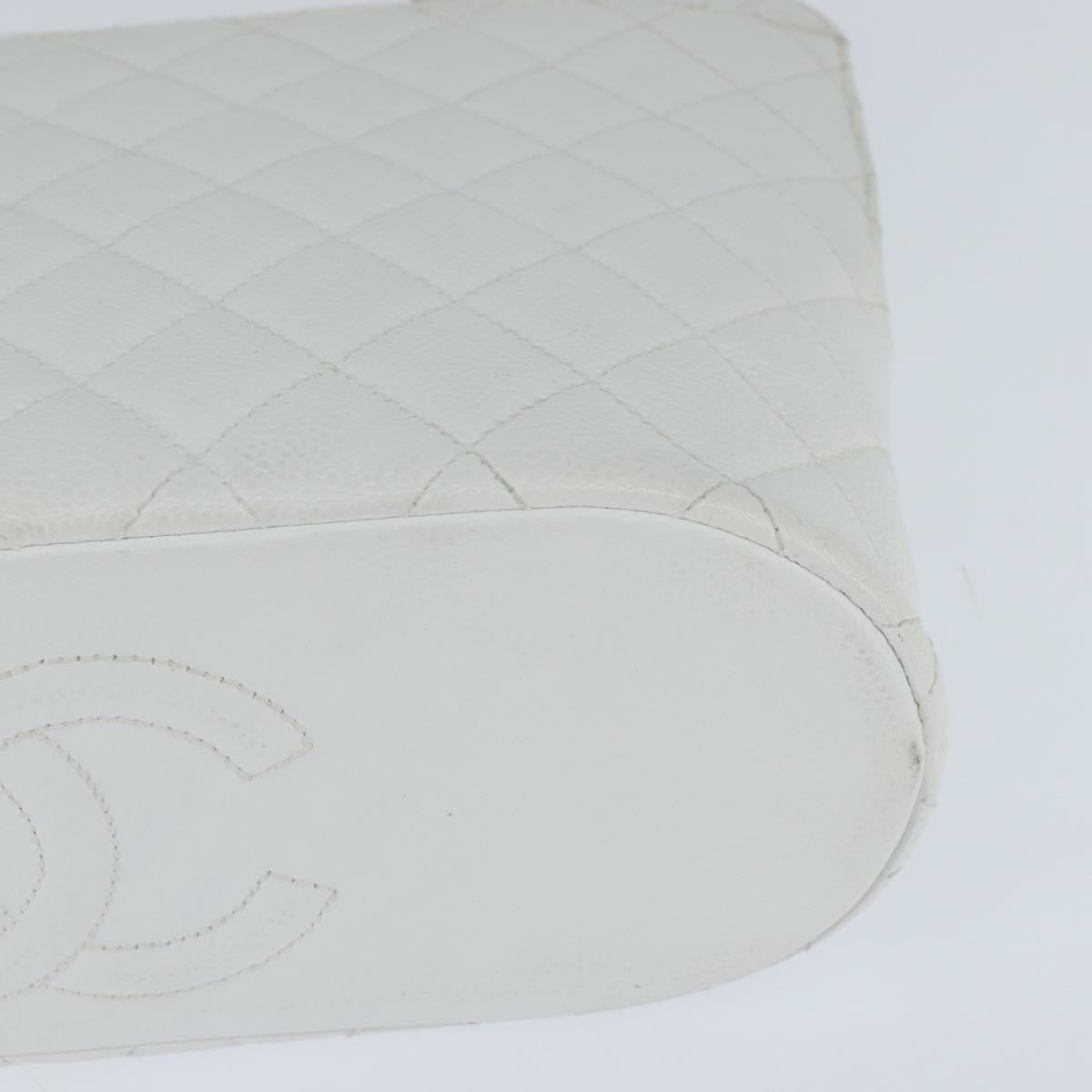 Chanel Vintage Cc Zip Around Bowler Bag Quilted Caviar White Leather Tote Bag Bag (Pre-Owned)
