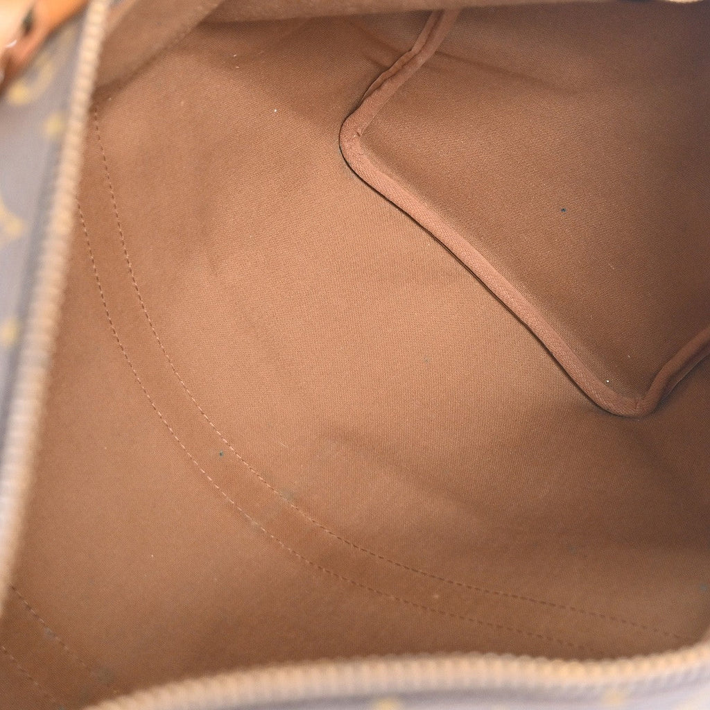 Louis Vuitton Keepall Bag Monogram Canvas Brown Canvas Travel Bag Bag (Pre-Owned)