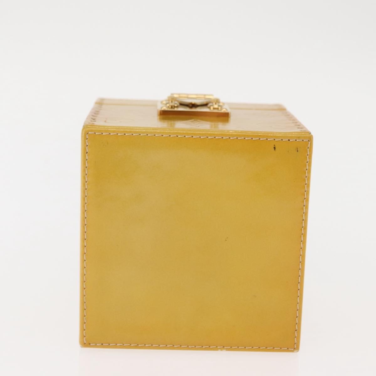 Louis Vuitton Bleecker Box Bag Monogram Vernis Beige Patent_Leather Clutche & Pouche Bag (Pre-Owned)