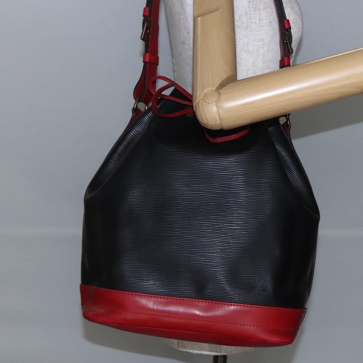 Louis Vuitton Bicolor Noe Handbag Epi Leather Black Leather Bag (Pre-Owned)