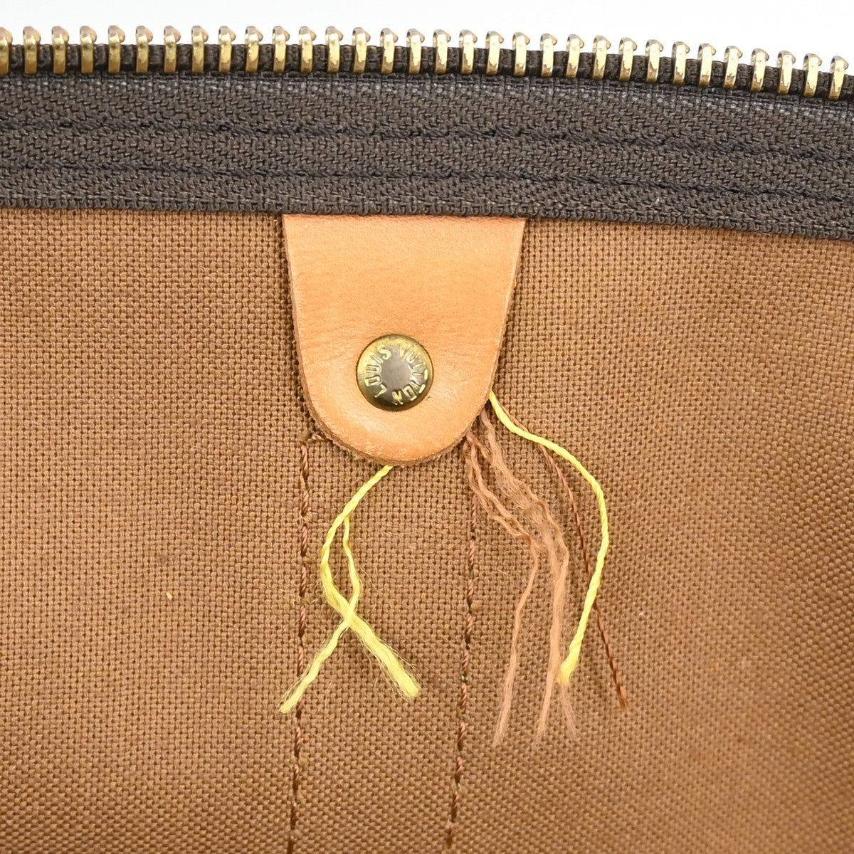 Louis Vuitton Keepall Bag Monogram Canvas Brown Canvas Travel Bag Bag (Pre-Owned)