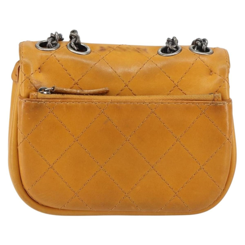 Chanel Chain Flap Bag Quilted Leather Orange Leather Shoulder Bag Bag (Pre-Owned)