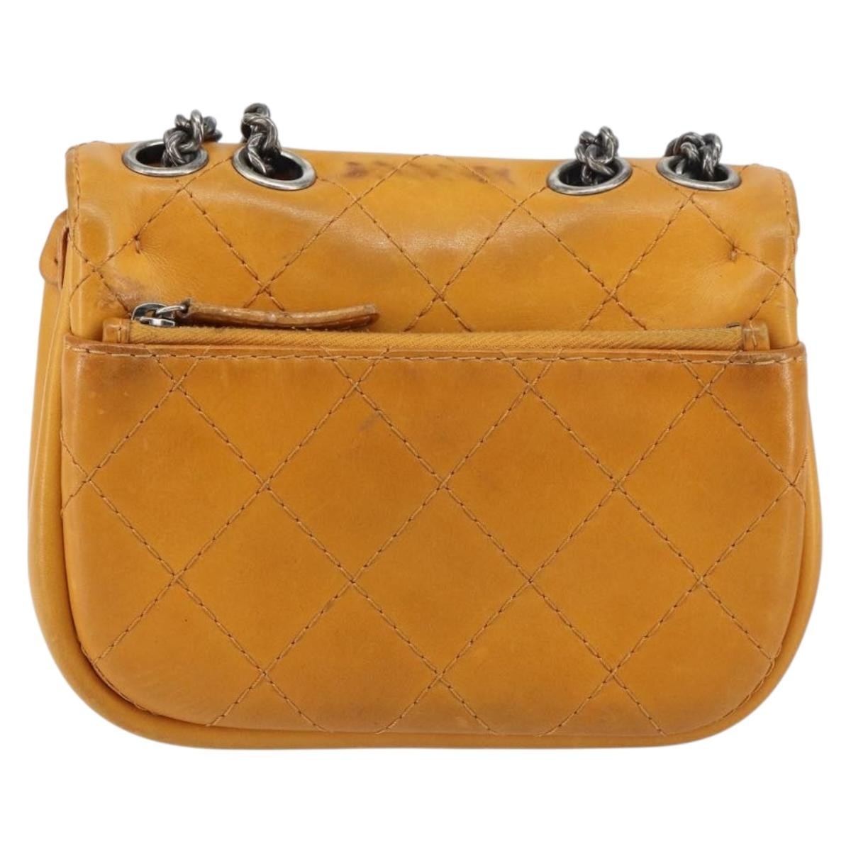 Chanel Chain Flap Bag Quilted Leather Orange Leather Shoulder Bag Bag (Pre-Owned)
