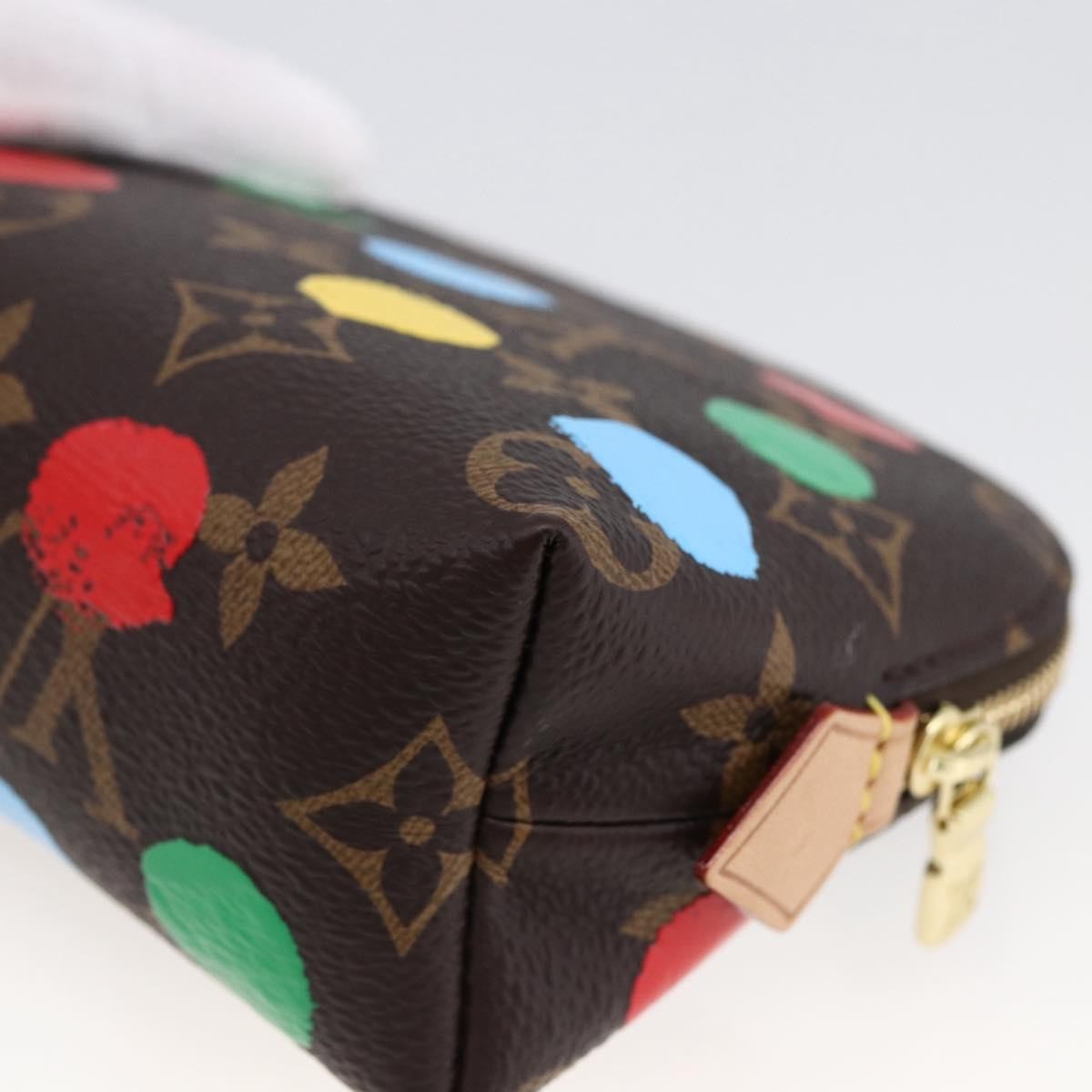 Louis Vuitton Cosmetic Pouch Yayoi Kusama Painted Dots Monogram Canvas Multicolour Canvas Clutche & Pouche Bag (Pre-Owned)