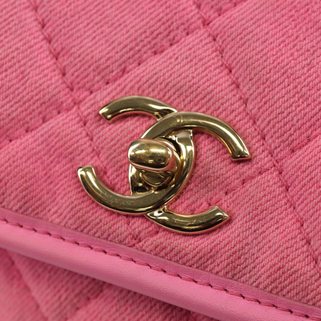 Chanel Flap Messenger Bag Quilted Denim Pink Canvas Shoulder Bag Bag (Pre-Owned)