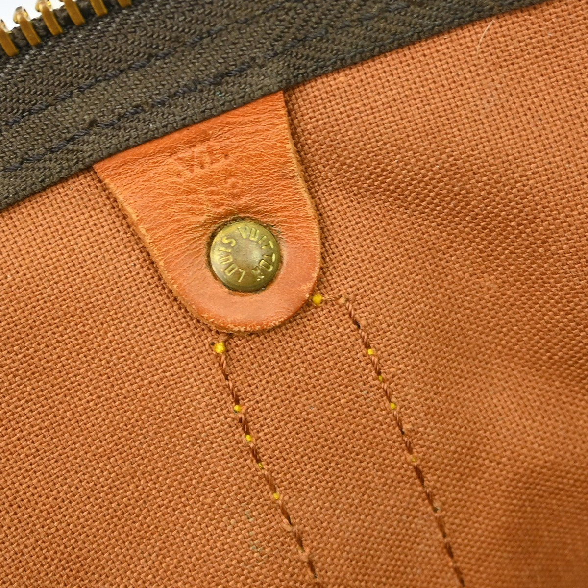 Louis Vuitton Keepall Bag Monogram Canvas Brown Canvas Travel Bag Bag (Pre-Owned)