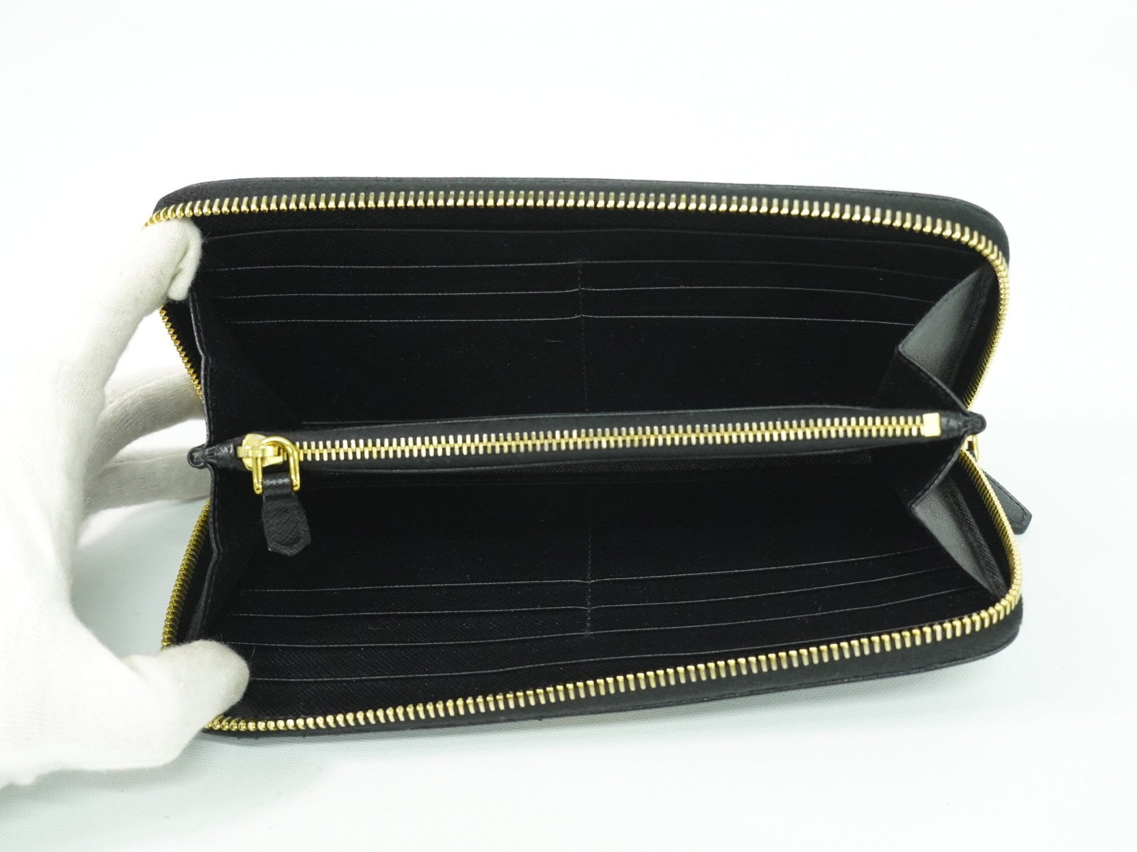 Prada Zip Around Tab Wallet Saffiano Leather Black Leather Wallets Accessory (Pre-Owned)