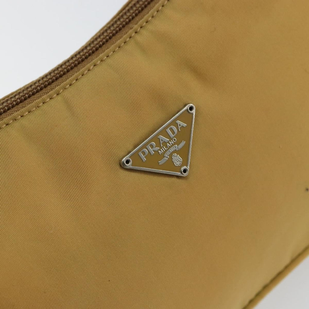 Prada Re-Edition 2000 Hobo Tessuto Beige Nylon Clutche & Pouche Bag (Pre-Owned)