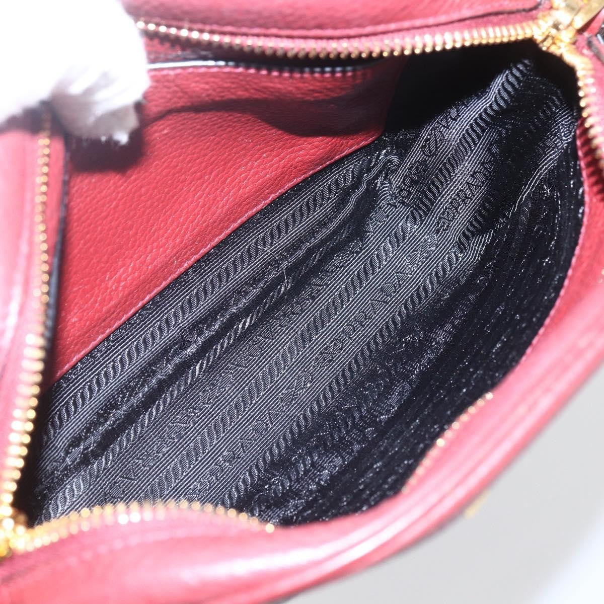 Prada Dual Strap Crossbody Bag Vitello Daino Burgundy Leather Shoulder Bag Bag (Pre-Owned)