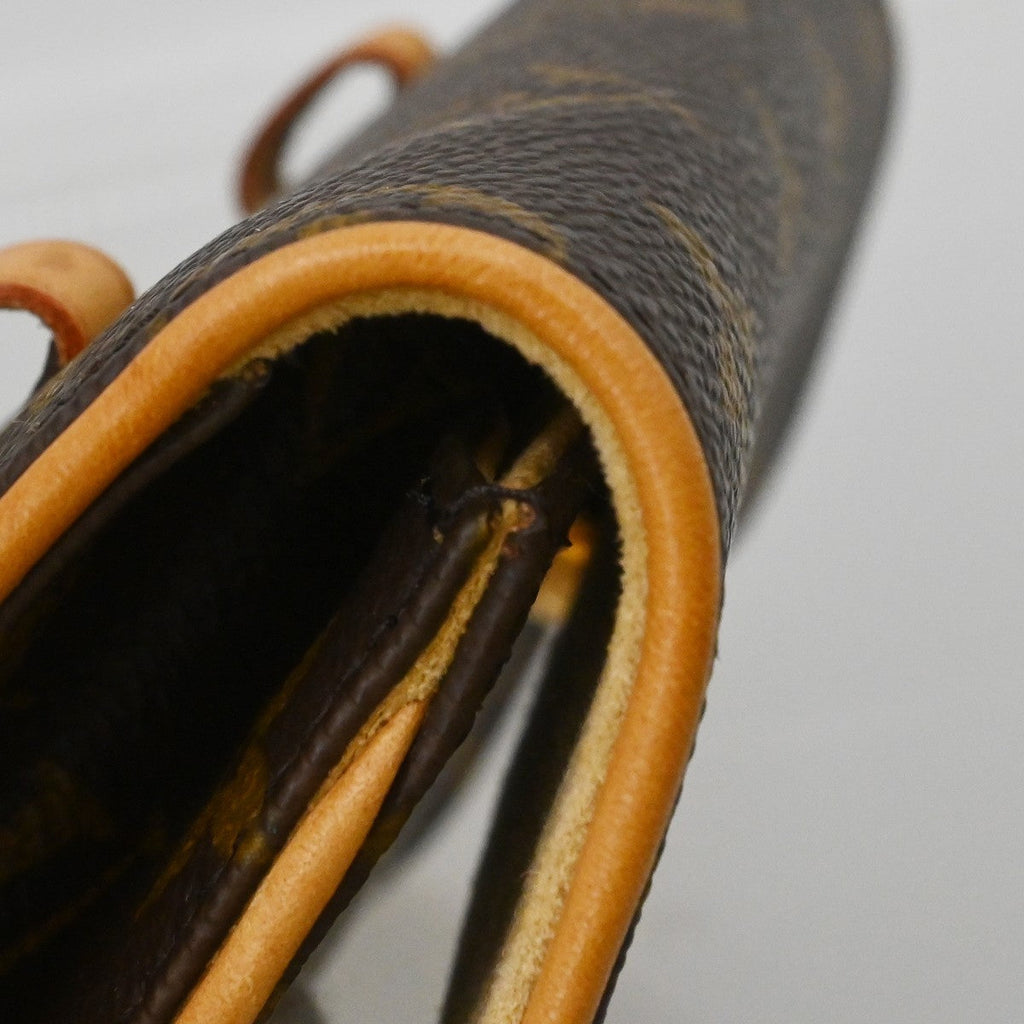 Louis Vuitton Florentine Pochette Monogram Canvas Brown Canvas Clutche & Pouche Bag (Pre-Owned)