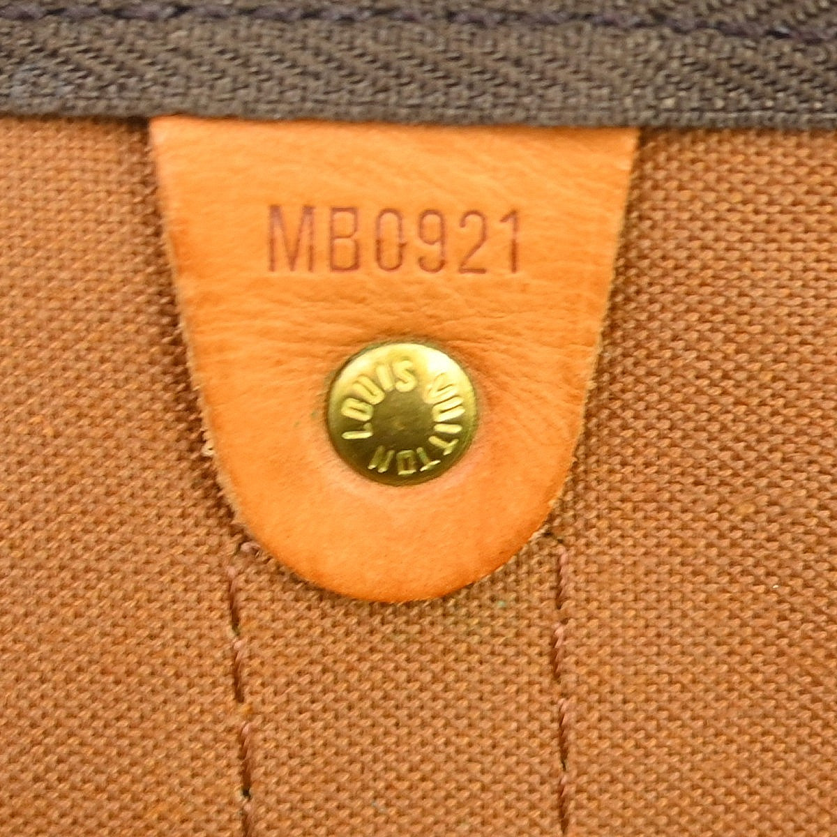Louis Vuitton Keepall Bag Monogram Canvas Brown Canvas Travel Bag Bag (Pre-Owned)