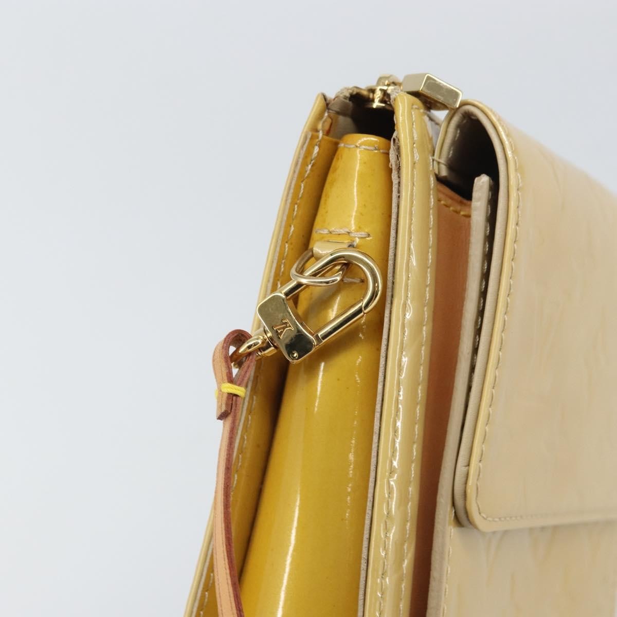 Louis Vuitton Mott Handbag Monogram Vernis Beige Patent_Leather Clutche & Pouche Bag (Pre-Owned)