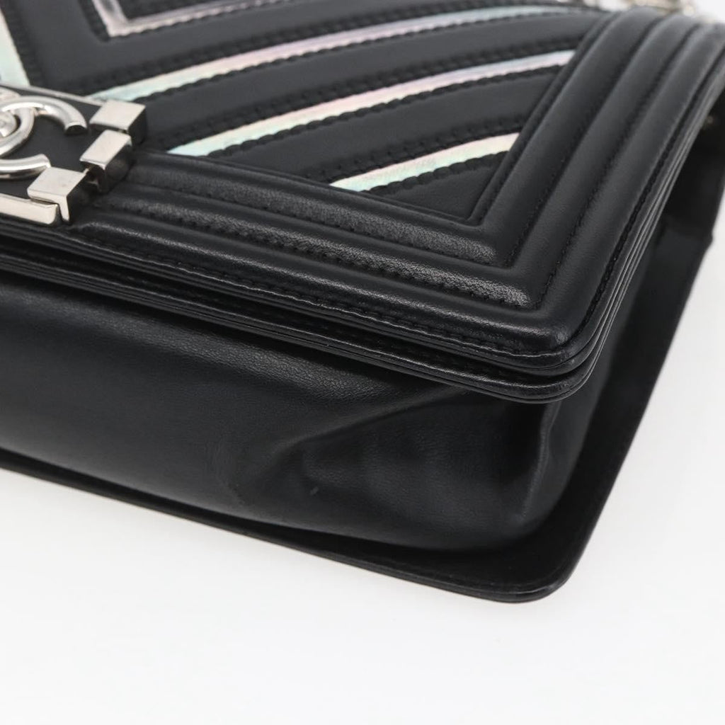 Chanel Boy Flap Bag Chevron Lambskin With Holographic Pvc Black Leather Shoulder Bag Bag (Pre-Owned)