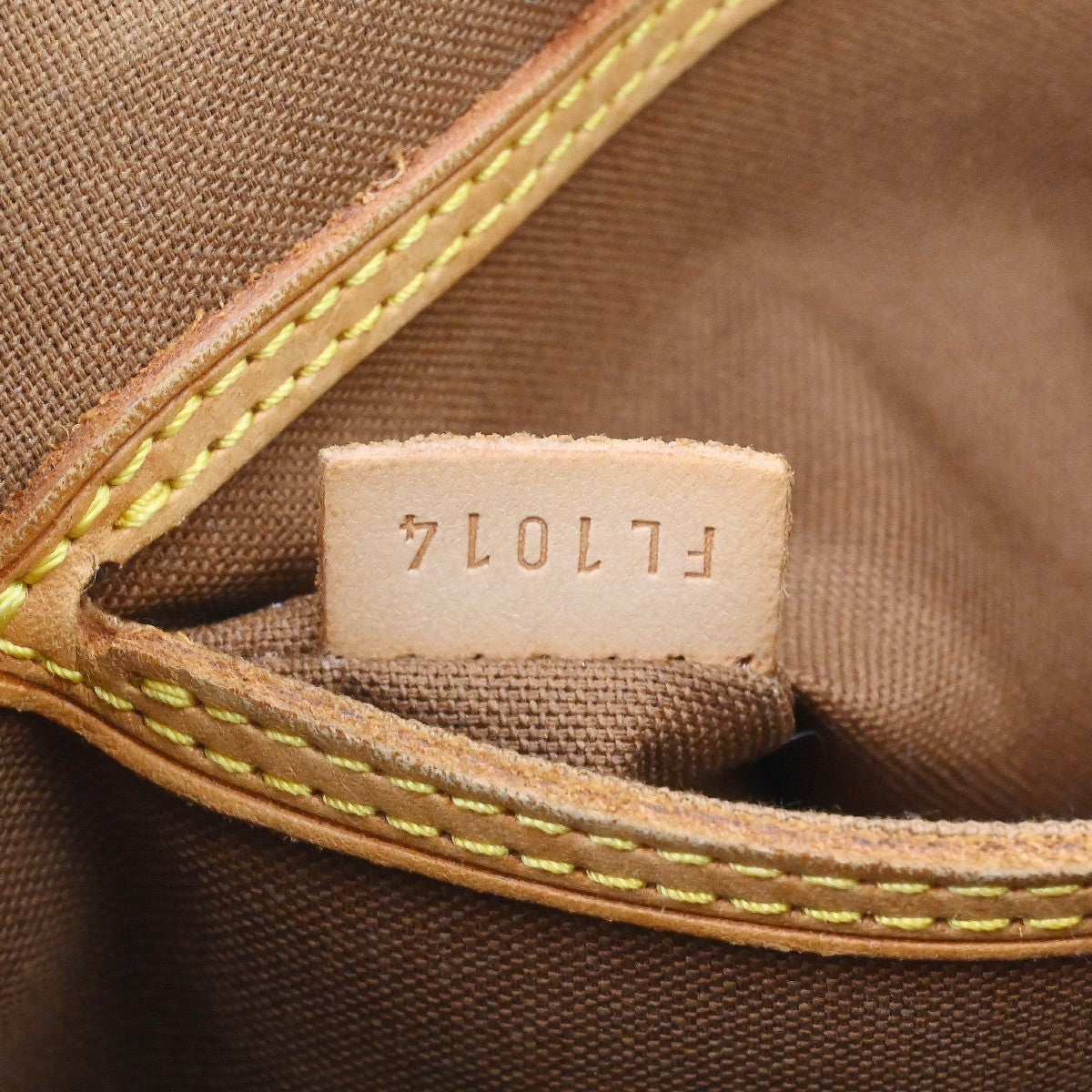 Louis Vuitton Alma Handbag Monogram Canvas Brown Canvas Handbag (Pre-Owned)