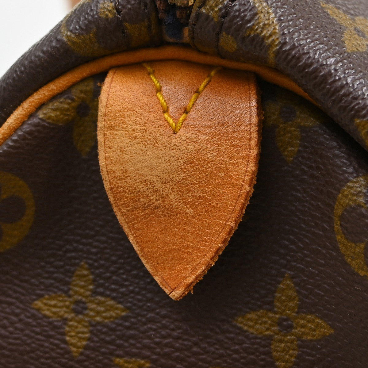 Louis Vuitton Keepall Bag Monogram Canvas Brown Canvas Travel Bag Bag (Pre-Owned)