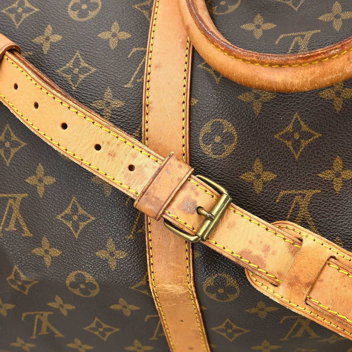 Louis Vuitton Keepall Bandouliere Bag Monogram Canvas Brown Canvas Travel Bag Bag (Pre-Owned)