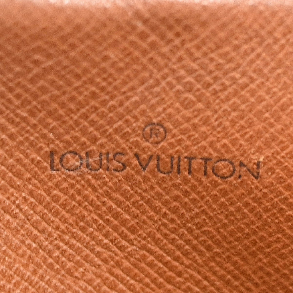 Louis Vuitton Amazone Bag Monogram Canvas Brown Canvas Shoulder Bag Bag (Pre-Owned)