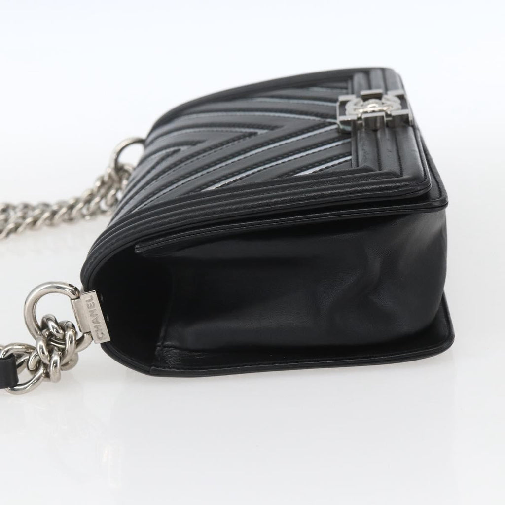 Chanel Boy Flap Bag Chevron Lambskin With Holographic Pvc Black Leather Shoulder Bag Bag (Pre-Owned)