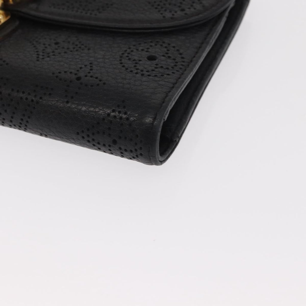 Louis Vuitton Amelia Wallet Mahina Leather Black Leather Wallets Accessory (Pre-Owned)