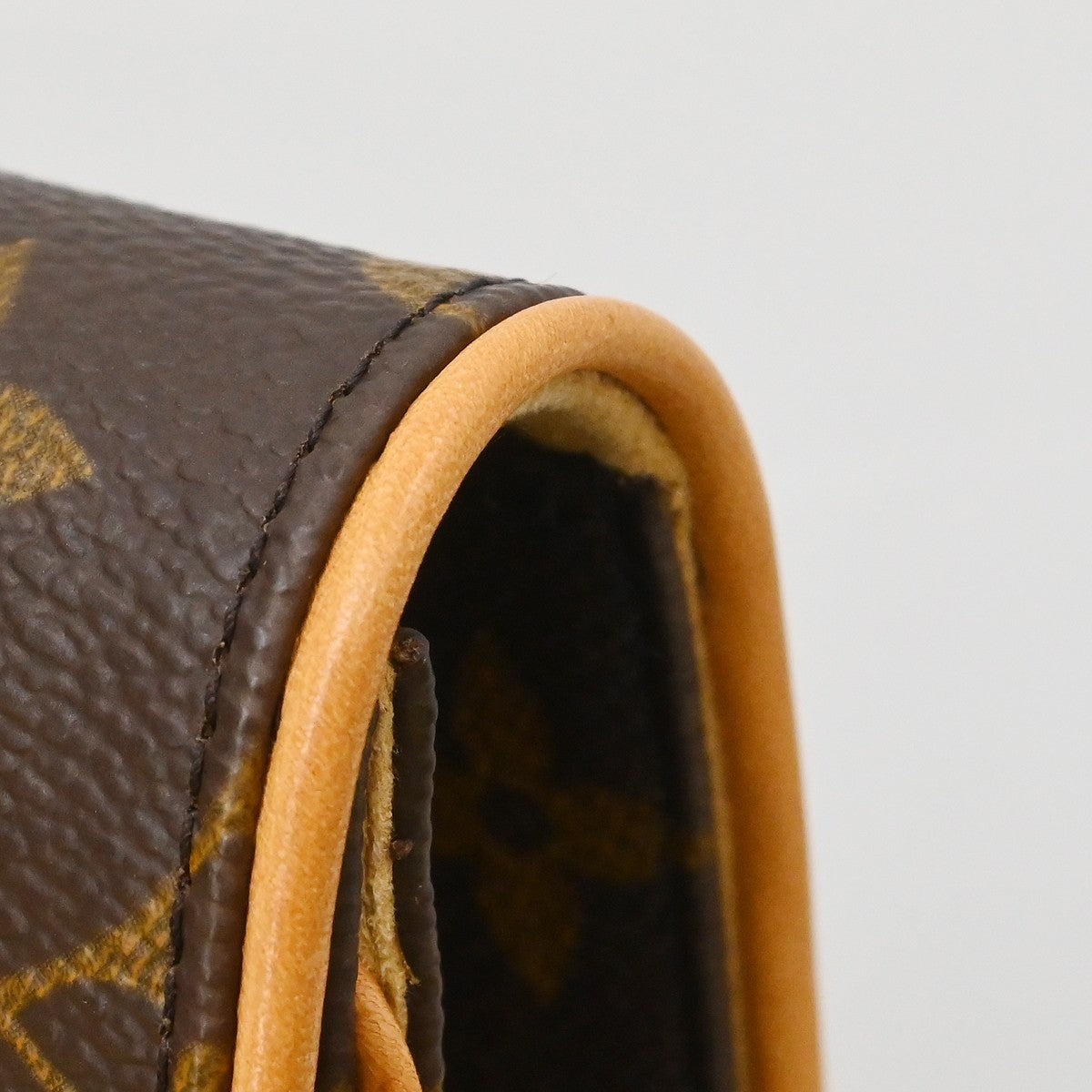 Louis Vuitton Florentine Pochette Monogram Canvas Brown Canvas Clutche & Pouche Bag (Pre-Owned)