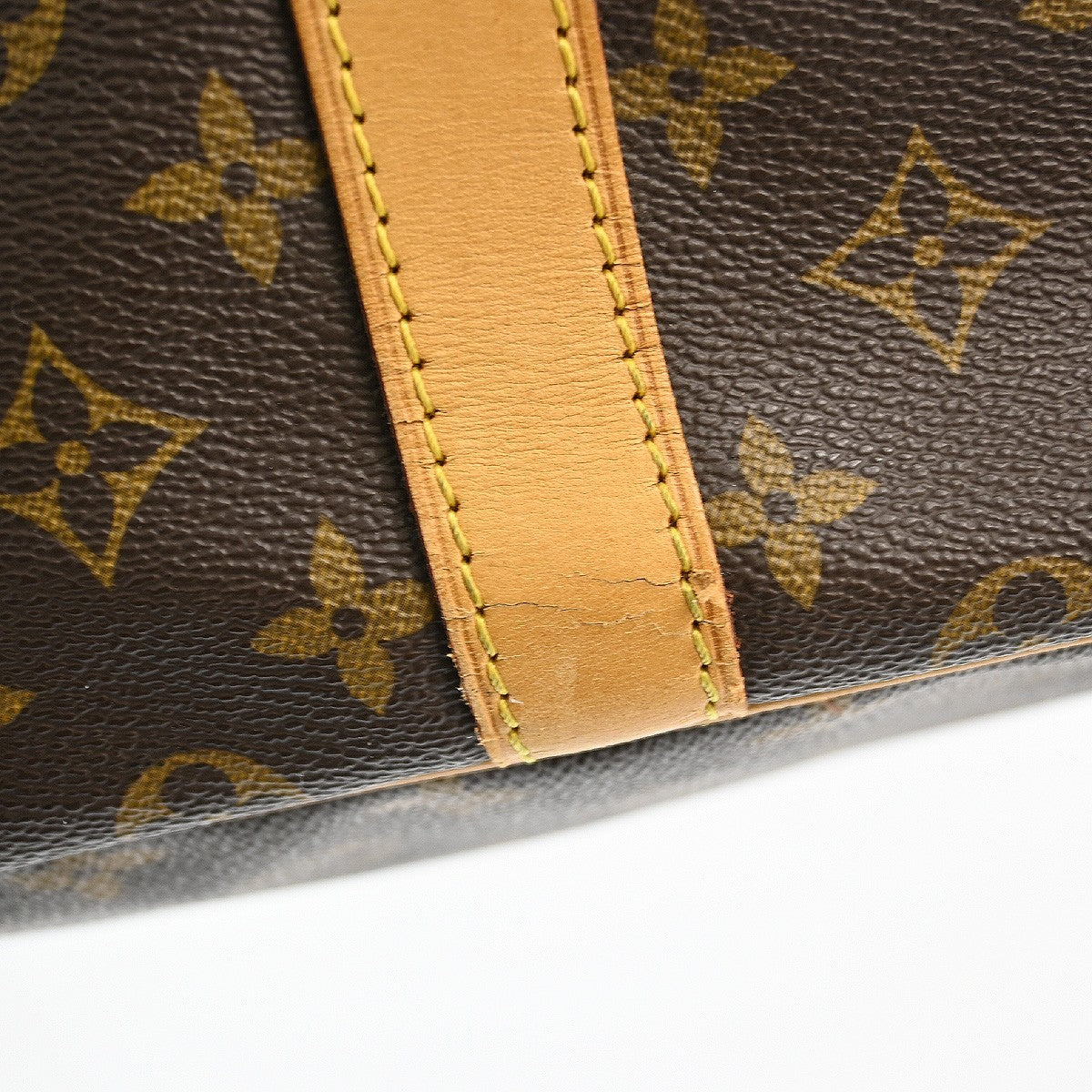 Louis Vuitton Keepall Bag Monogram Canvas Brown Canvas Travel Bag Bag (Pre-Owned)