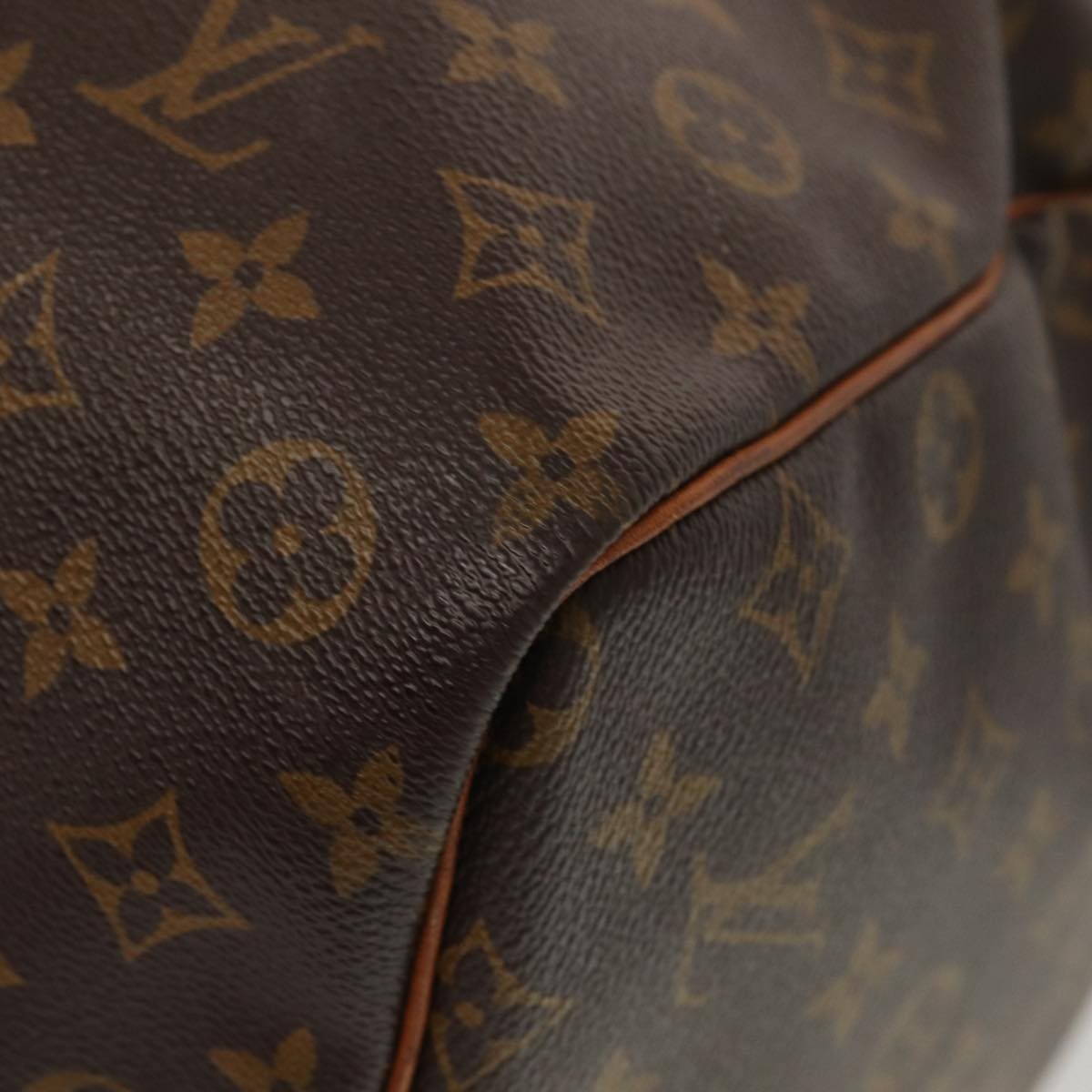 Louis Vuitton Keepall Bag Monogram Canvas Brown Canvas Travel Bag Bag (Pre-Owned)