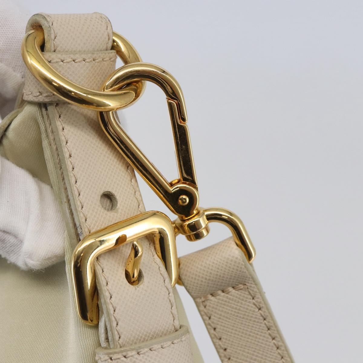 Prada Re-Edition 2005 Shoulder Bag Tessuto Beige Nylon Shoulder Bag Bag (Pre-Owned)