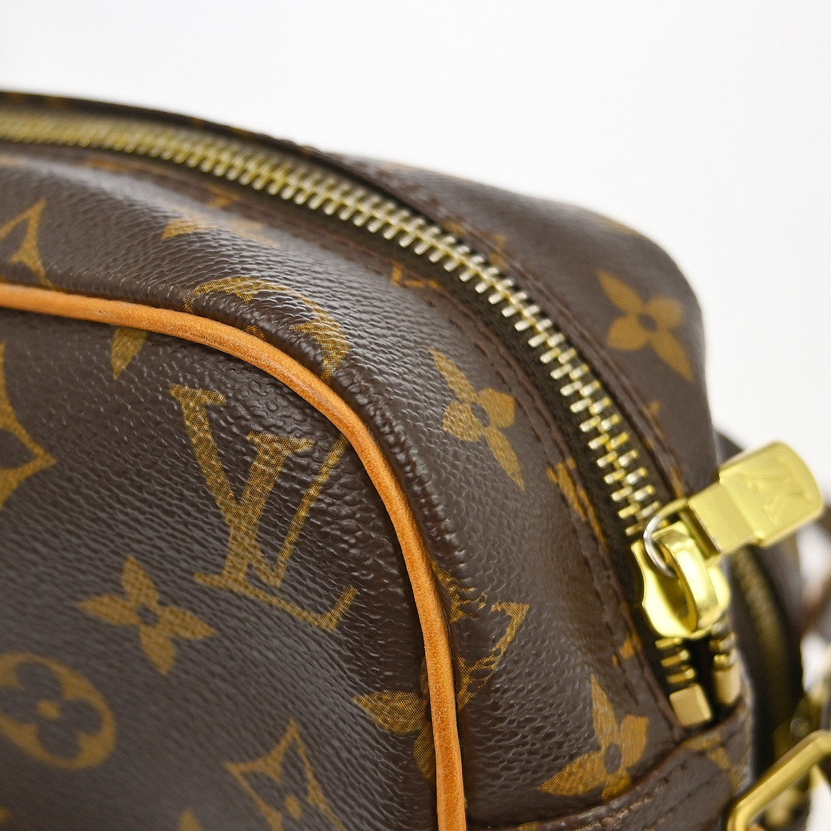 Louis Vuitton Nil Messenger Bag Monogram Canvas Brown Canvas Shoulder Bag Bag (Pre-Owned)