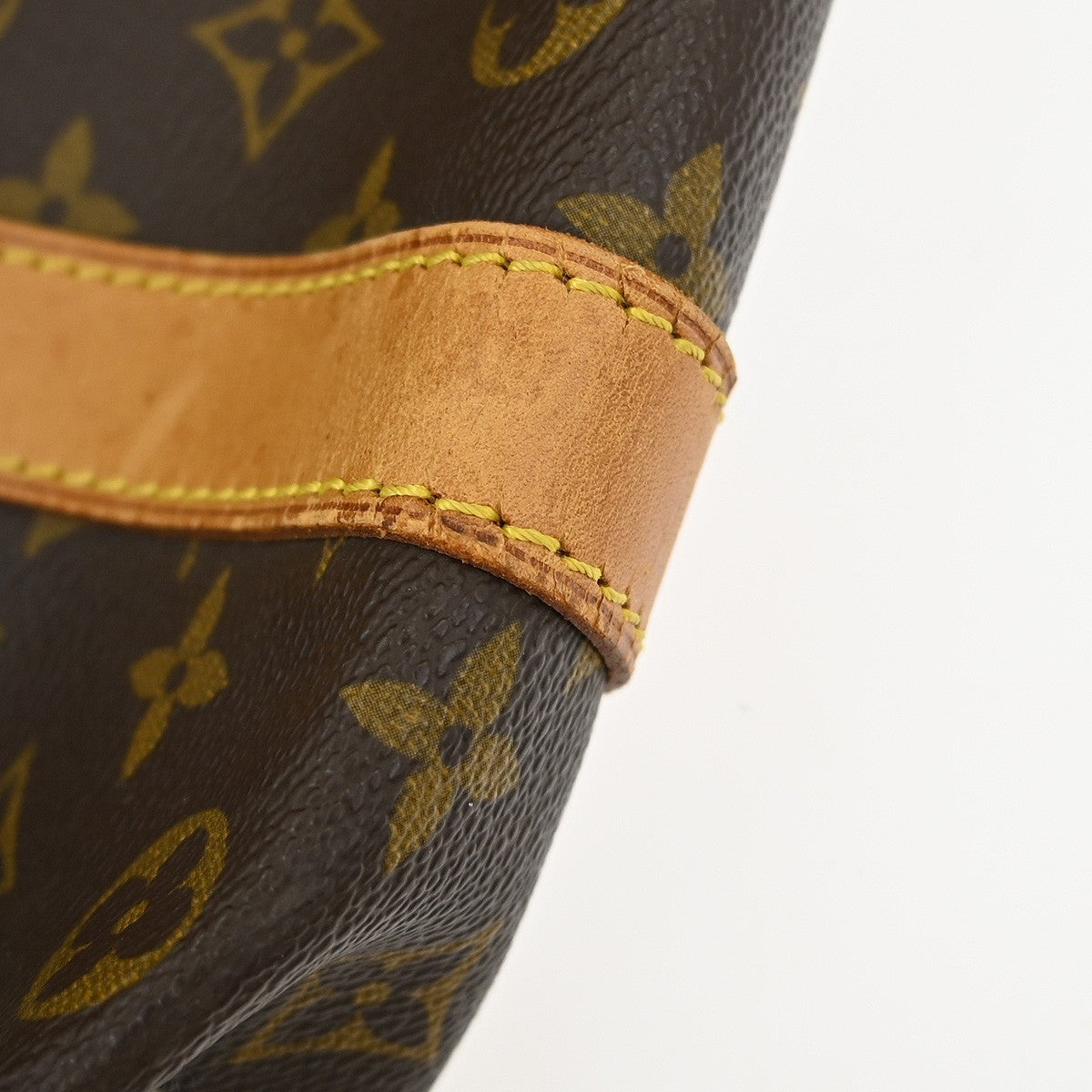 Louis Vuitton Keepall Bag Monogram Canvas Brown Canvas Travel Bag Bag (Pre-Owned)