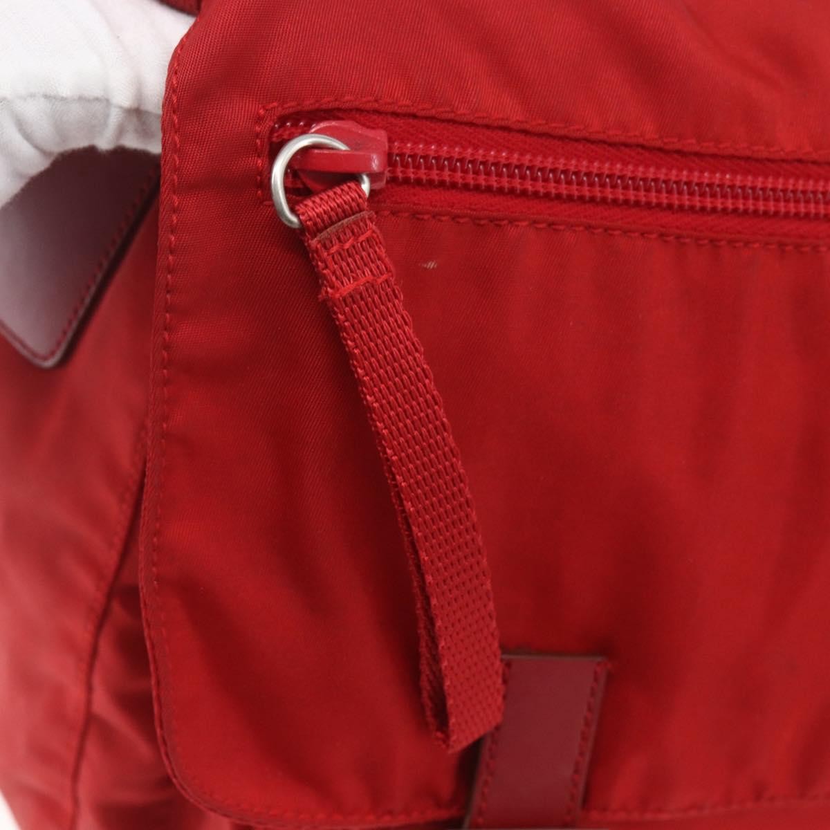Prada Zip Buckle Messenger Bag Tessuto Red Nylon Shoulder Bag Bag (Pre-Owned)