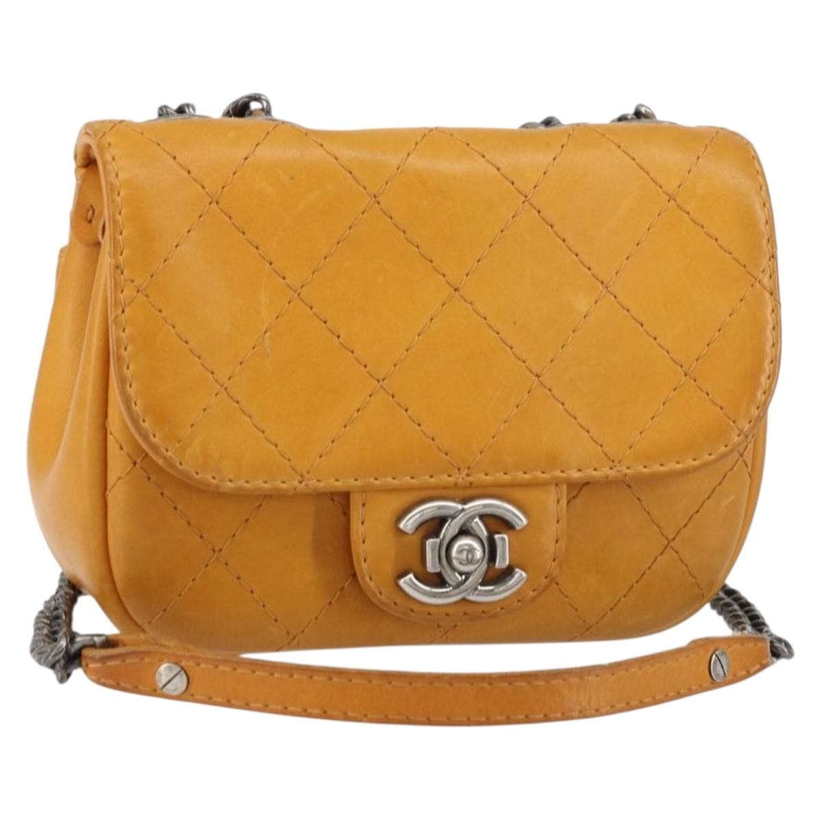 Chanel Chain Flap Bag Quilted Leather Orange Leather Shoulder Bag Bag (Pre-Owned)
