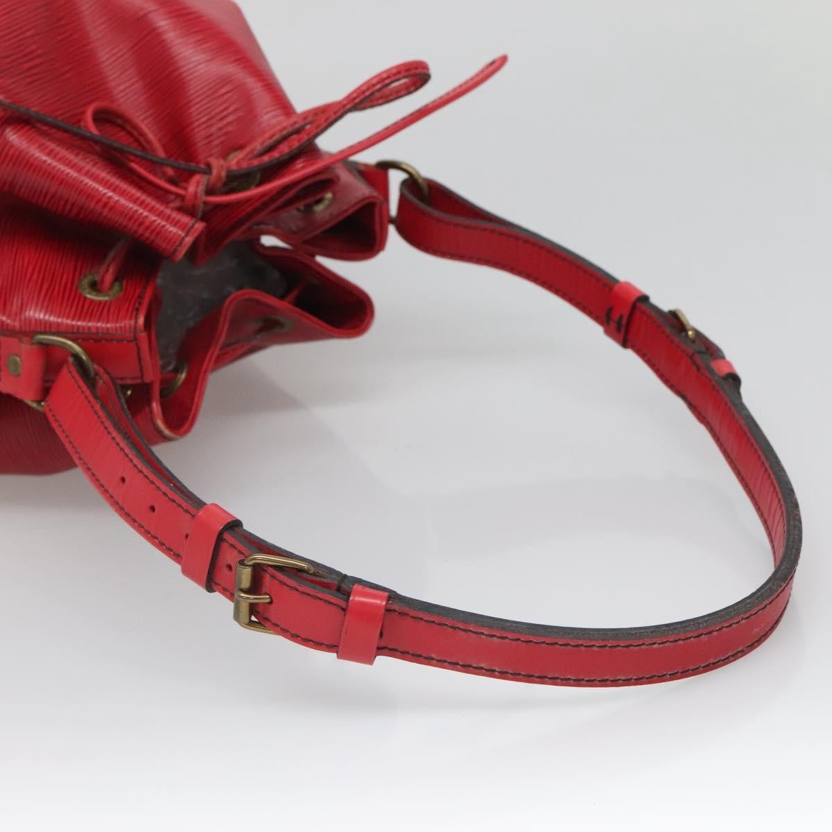 Louis Vuitton Noe Handbag Epi Leather Red Leather Bag (Pre-Owned)