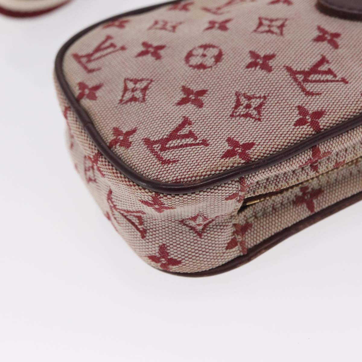 Louis Vuitton Camera Bag Mini Lin Red Canvas Clutche & Pouche Bag (Pre-Owned)