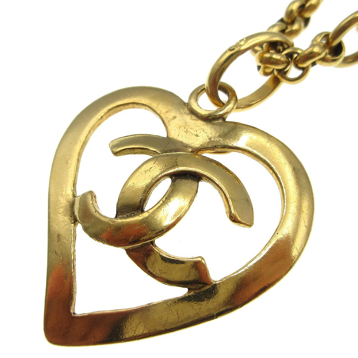Chanel Cc Heart Pendant Necklace Metal Gold Gold_Plated Necklace Jewelry (Pre-Owned)