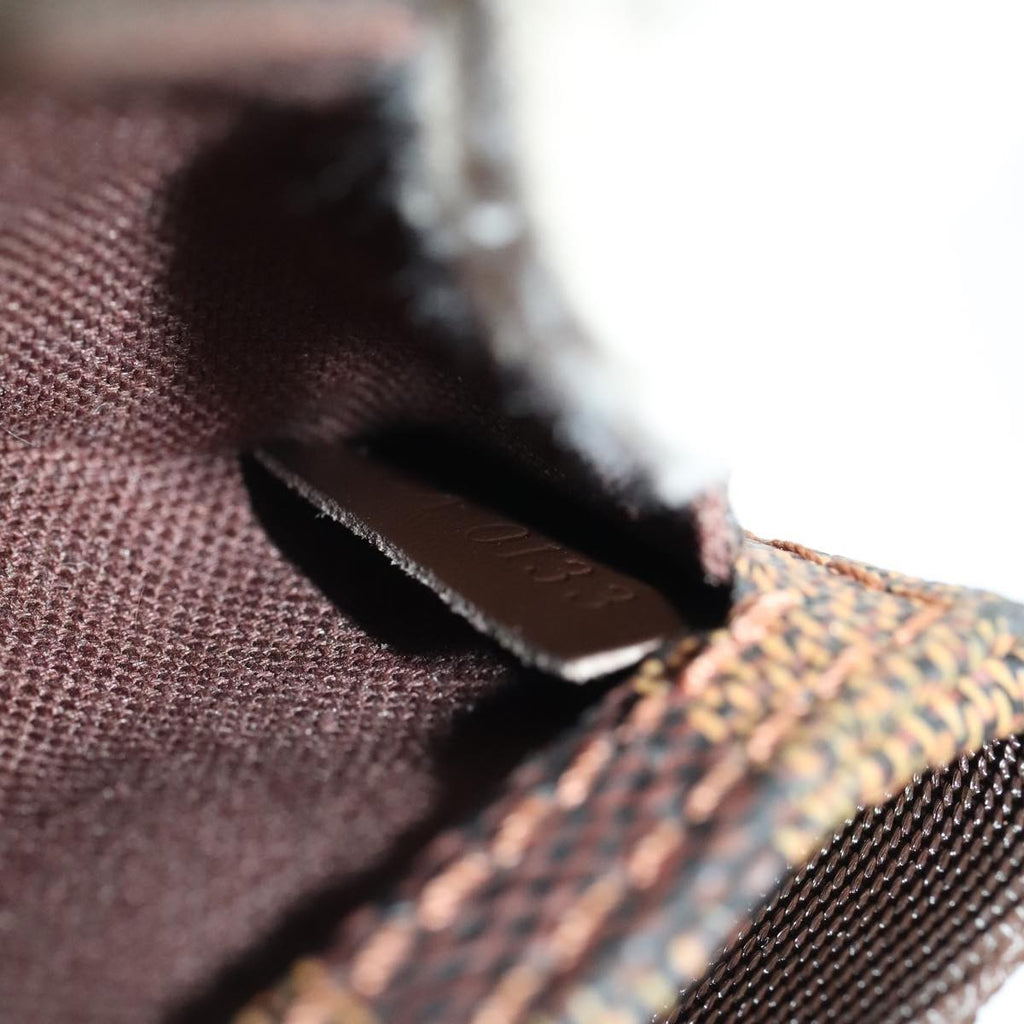 Louis Vuitton Geronimos Waist Bag Damier Brown Canvas Shoulder Bag Bag (Pre-Owned)