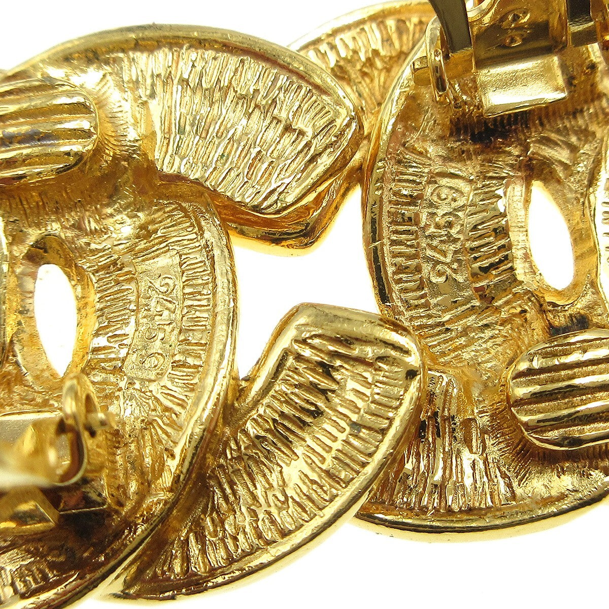 Chanel Cc Clip-On Earrings Metal Gold Gold_Plated Earrings Jewelry (Pre-Owned)
