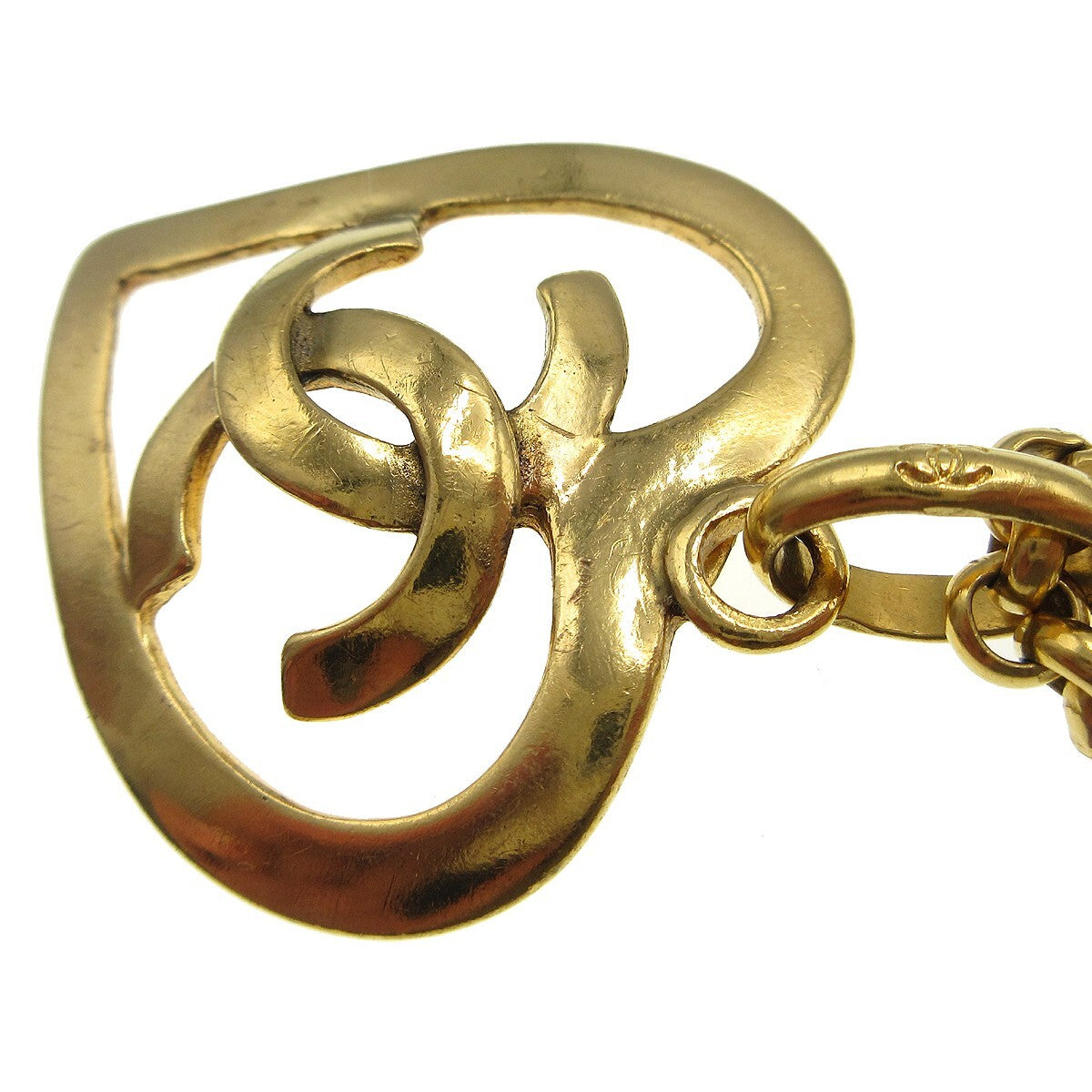 Chanel Cc Heart Pendant Necklace Metal Gold Gold_Plated Necklace Jewelry (Pre-Owned)